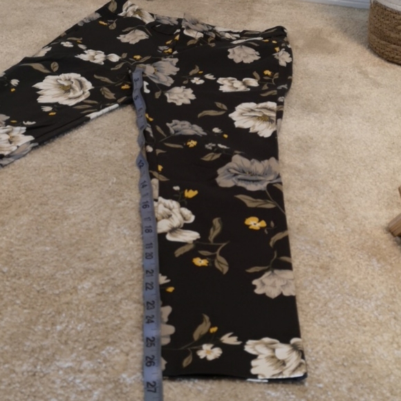 🎉SALE 2/$35🎉 - Picture 7 of 7